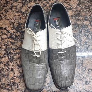 Bolano Andreas White and Gray Dress Shoes Men's Size 10 Oxfords